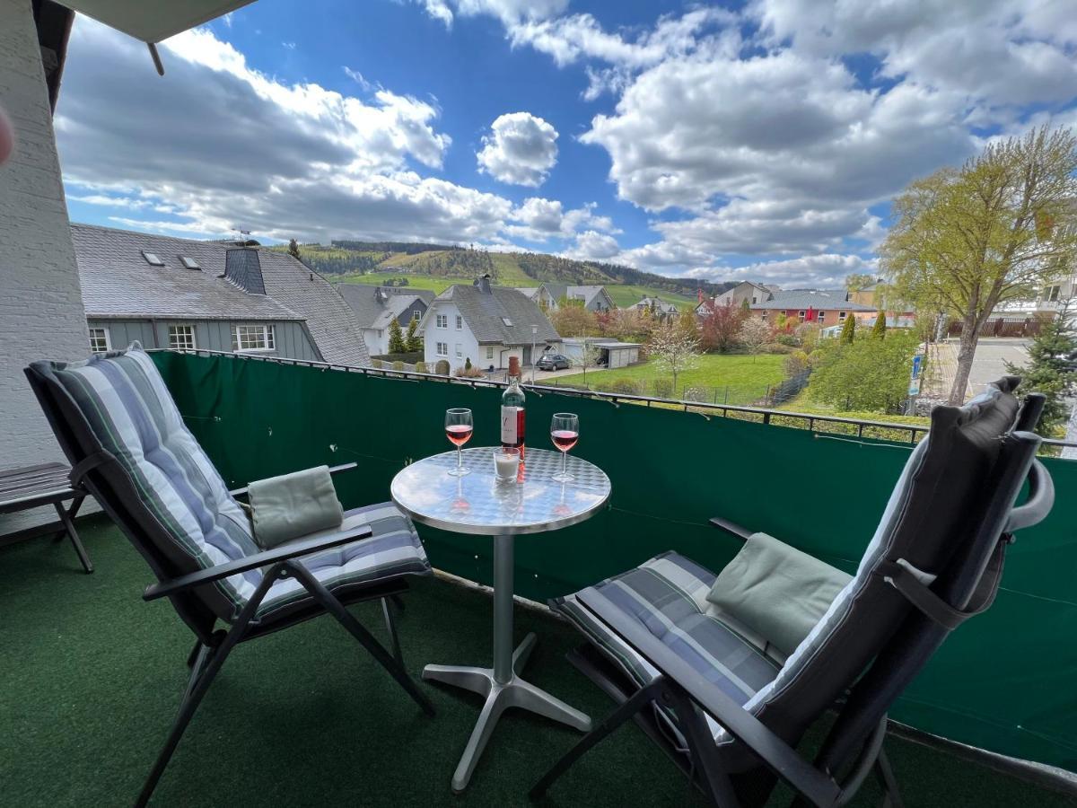Beste Lage Mit ✰Bergblick✰ Parkplatz Und Netflix Willingen  Exterior photo